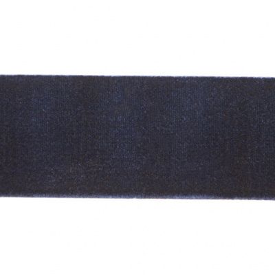 Лента бархатная нейлон, шир.25 мм, (упак. 45,7м), цв.180-т.синий - купить в Нефтеюганске. Цена: 800.84 руб.