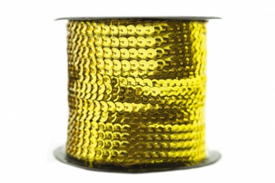 Пайетки "ОмТекс" на нитях, SILVER-BASE, 6 мм С / упак.73+/-1м, цв. А-1 - т.золото - купить в Нефтеюганске. Цена: 468.37 руб.